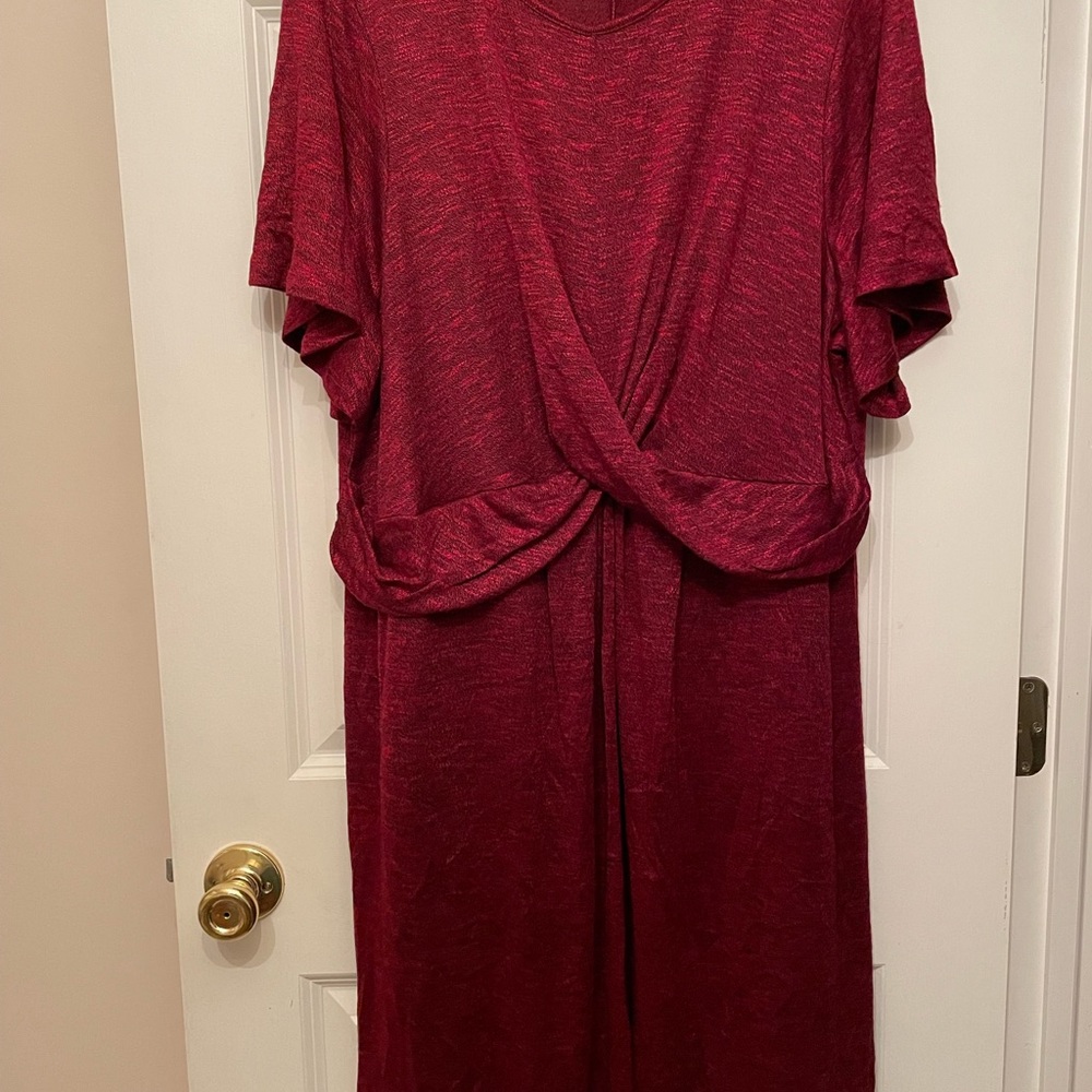 Women’s dress-scarlet mystery